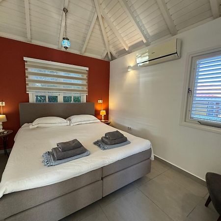 Landhuis Bona Vista Hotell Willemstad Exteriör bild