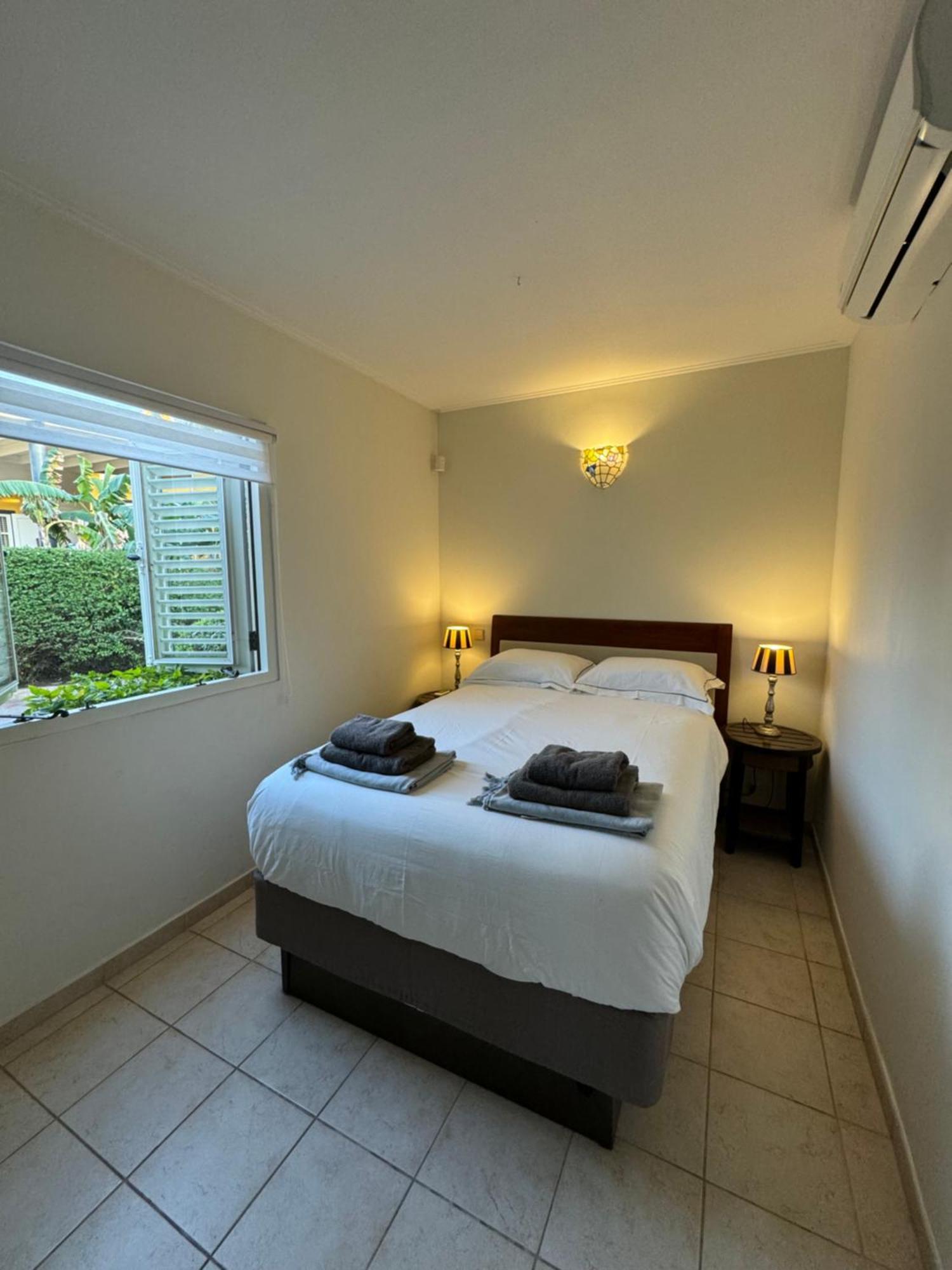 Landhuis Bona Vista Hotell Willemstad Exteriör bild